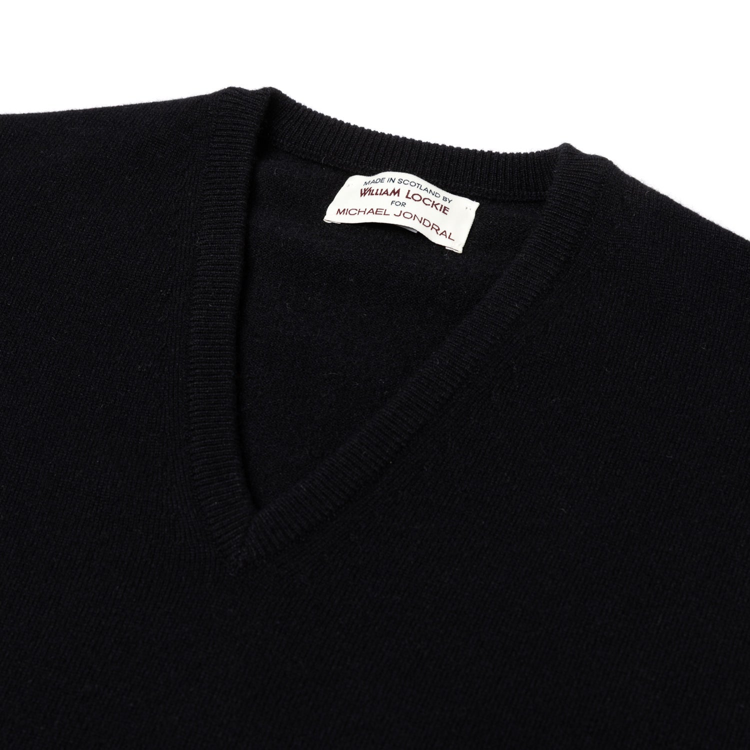 Sweater "Oxton Vee" made from fine Scottish 1 Ply Cashmere